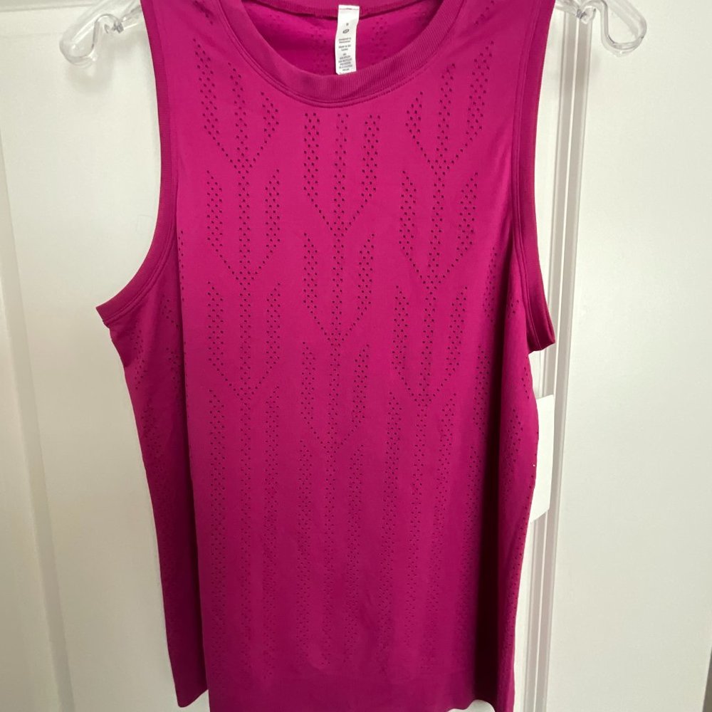 NWT LULULEMON SWIFTLY BREATHE MUSCLE TANK - SZ 8 - SOLD OUT